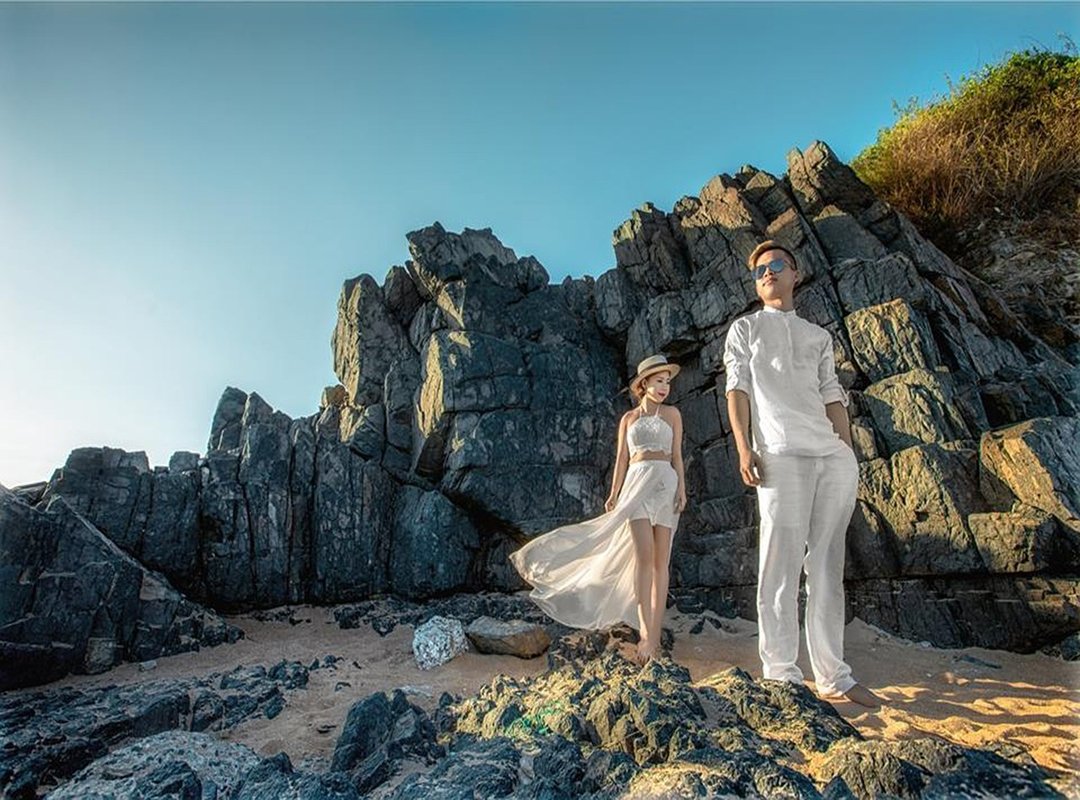 Where to Find the Most Up-to-Date Photos and News